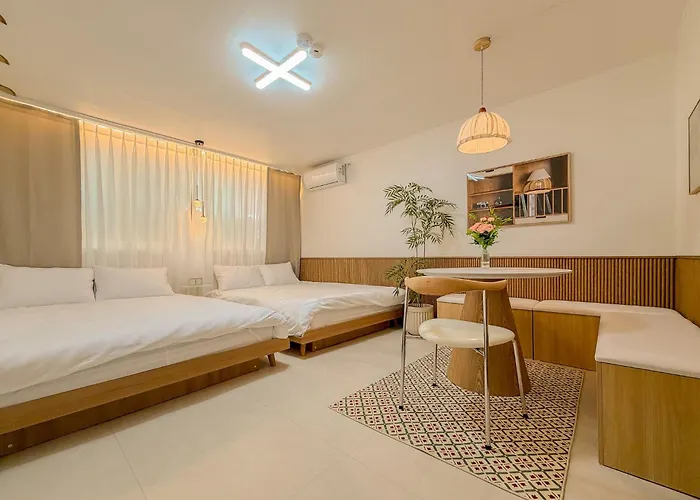 Gangnam, 6-person Room, Daechi, Gangnam Plastic Surgery,coex Starfield, 15 Minutes From Itaewon *