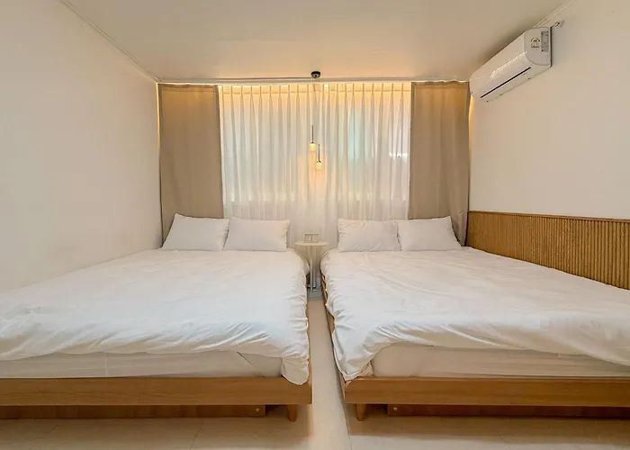 Gangnam, 6-person Room, Daechi, Gangnam Plastic Surgery,coex Starfield, 15 Minutes From Itaewon *